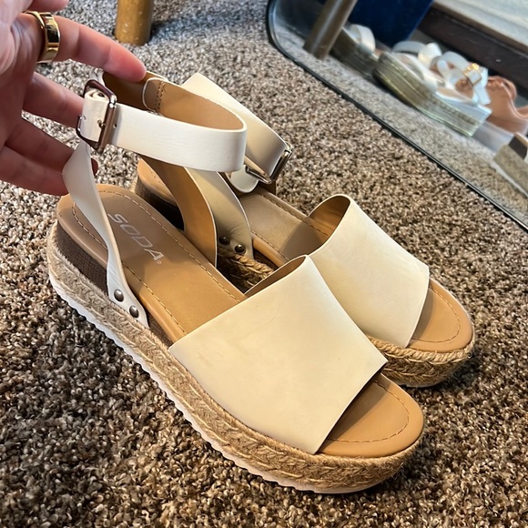 White Platform Ankle Sandals - Picture 1 of 3